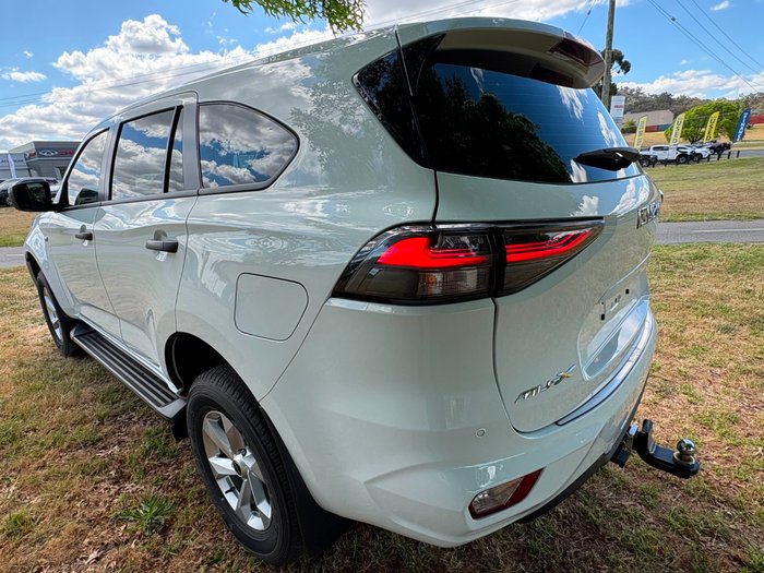 2024 Isuzu MU-X LS-M