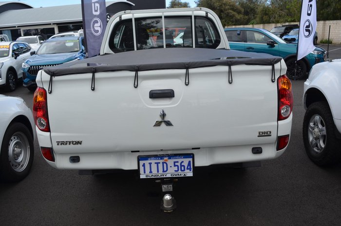 2013 Mitsubishi Triton GLX