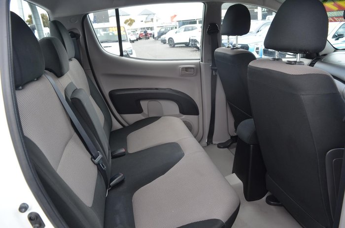 2013 Mitsubishi Triton GLX