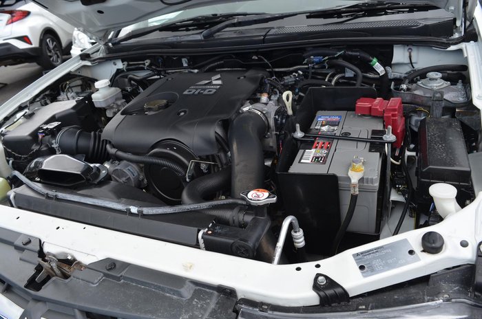 2013 Mitsubishi Triton GLX