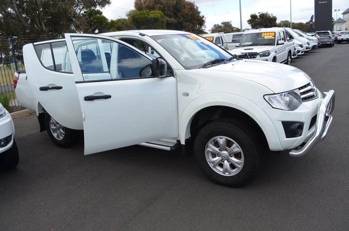 2013 Mitsubishi Triton GLX