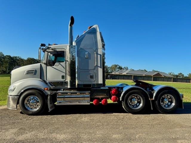 2012 Kenworth T409, Cummins Isx With 250K Kms On Rebuild, 90T Rated, 18Sp,