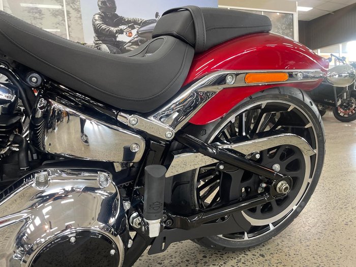 2025 Harley-Davidson Breakout 117 (FXBR) Softail Red