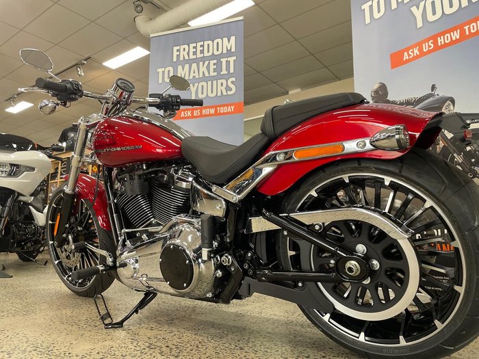 2025 Harley-Davidson Breakout 117 (FXBR) Softail Red