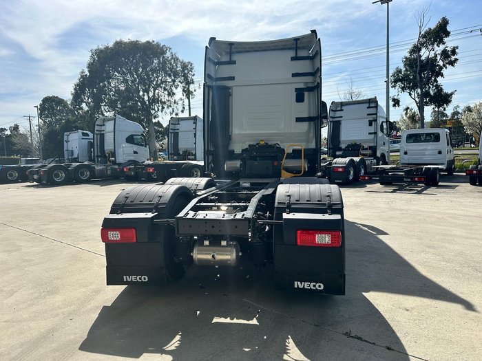 2024 Iveco S-Way AS700