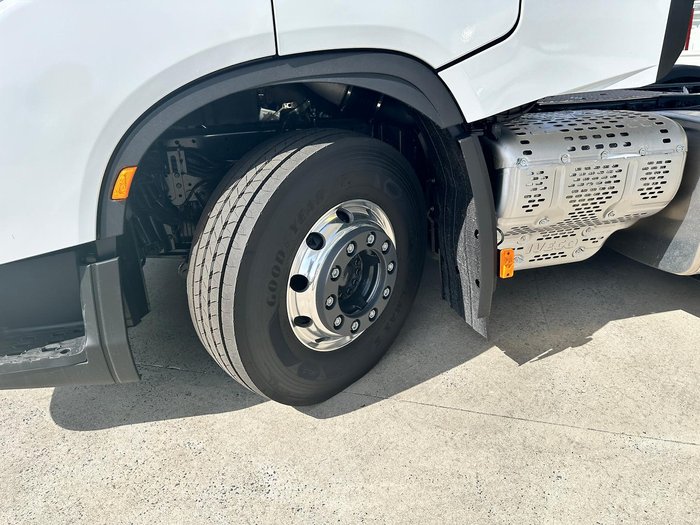 2024 Iveco S-Way AS700