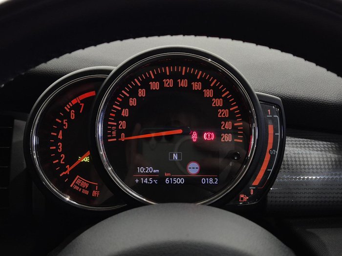 2020 MINI Hatch Cooper F55 LCI Pepper White