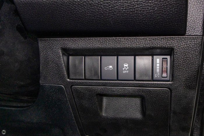 2025 Mazda BT-50 XTR