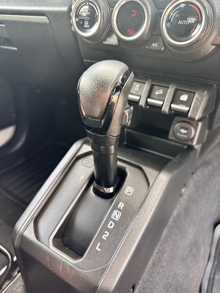 2023 Suzuki Jimny GLX