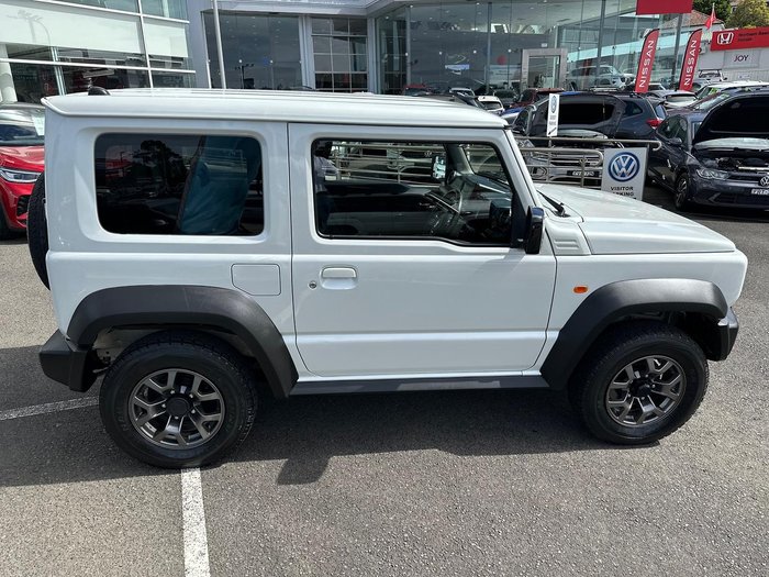 2023 Suzuki Jimny GLX