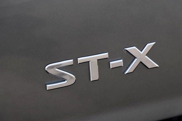 2018 Nissan Navara ST-X D23 Series 3 4X4 Dual Range Slate Grey