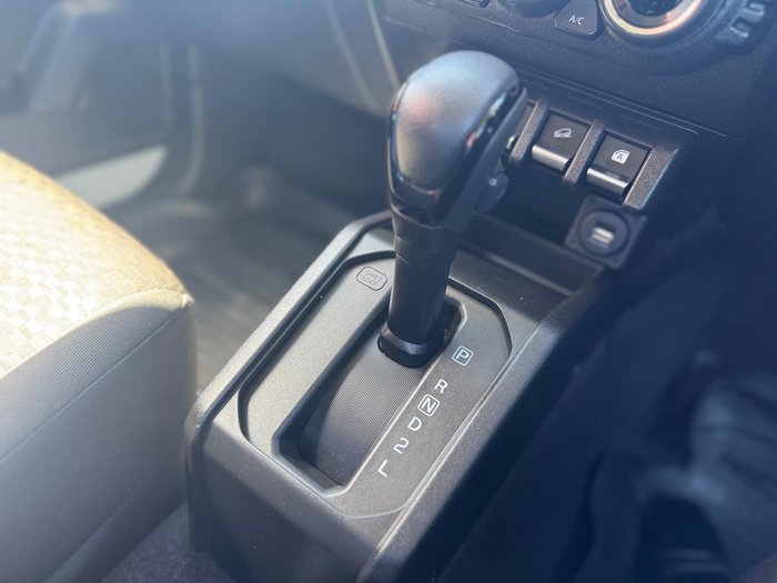 2023 Suzuki Jimny GLX