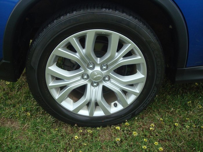 2020 Mitsubishi ASX ES