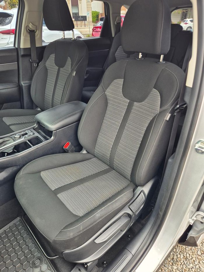 2022 Kia Sorento Sport