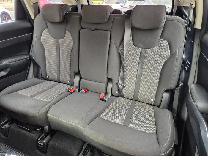 2022 Kia Sorento Sport