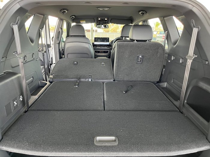 2025 KGM Rexton ELX
