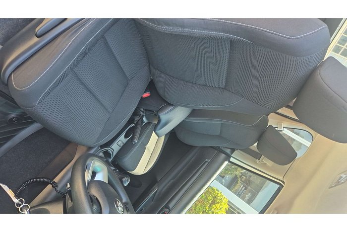 2017 Toyota Hilux SR