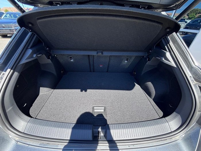 2024 Volkswagen T-Roc 140TSI R-Line