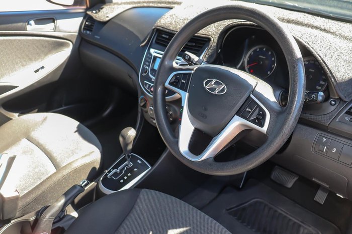2012 Hyundai Accent Active
