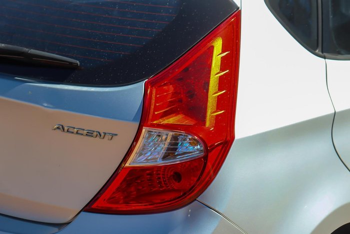2012 Hyundai Accent Active