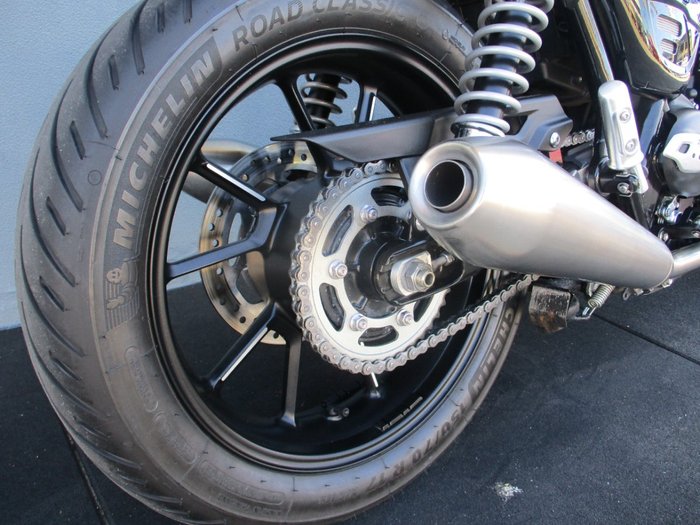 2024 Triumph BONNEVILLE SPEED TWIN Black