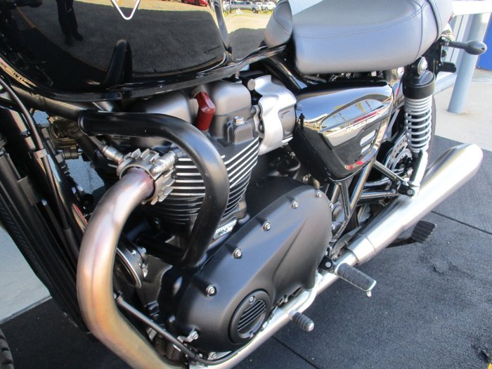 2024 Triumph BONNEVILLE SPEED TWIN Black