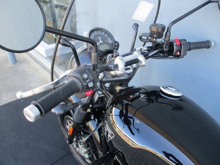 2024 Triumph BONNEVILLE SPEED TWIN Black