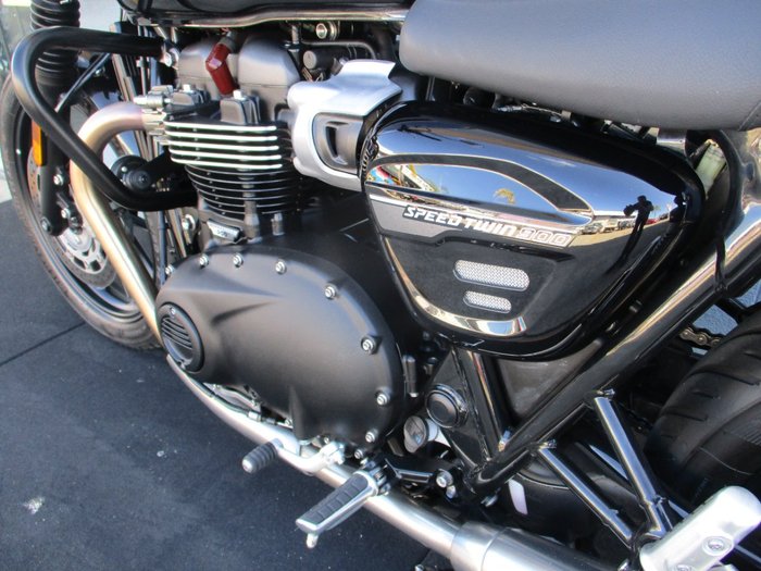 2024 Triumph BONNEVILLE SPEED TWIN Black