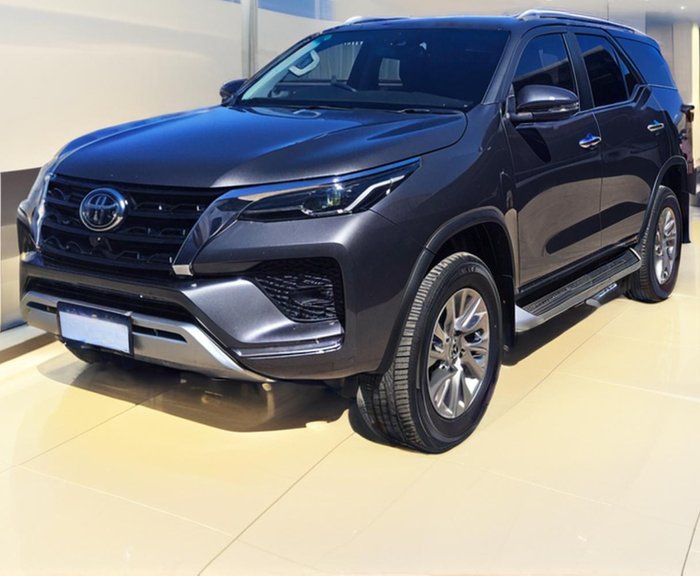 2022 Toyota Fortuner Crusade GUN156R 4X4 Dual Range Graphite