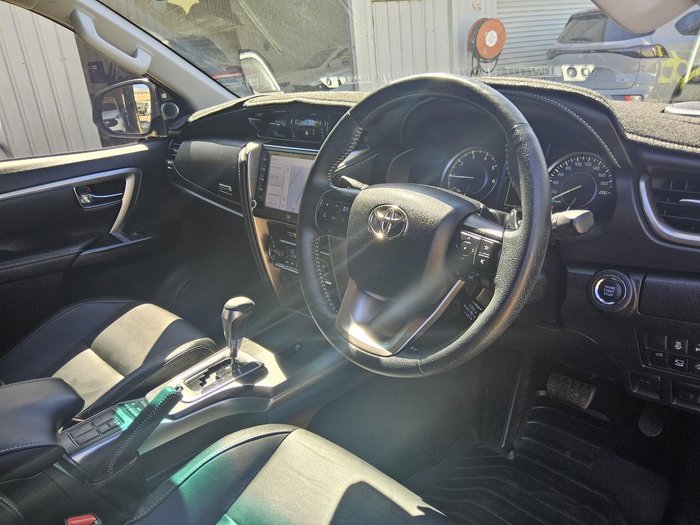 2022 Toyota Fortuner Crusade GUN156R 4X4 Dual Range Graphite