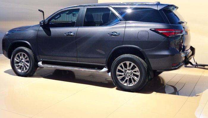 2022 Toyota Fortuner Crusade GUN156R 4X4 Dual Range Graphite