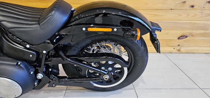 2017 Harley-davidson FXBB STREET BOB Black