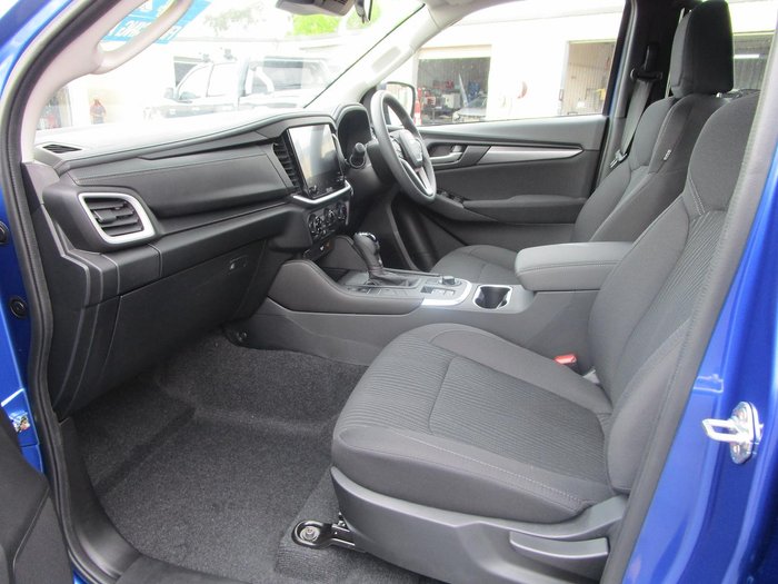 2025 Isuzu MU-X LS-M