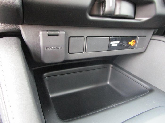 2025 Isuzu MU-X LS-M