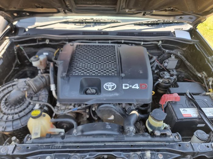 2010 Toyota Hilux SR KUN26R MY10 4X4 Ink