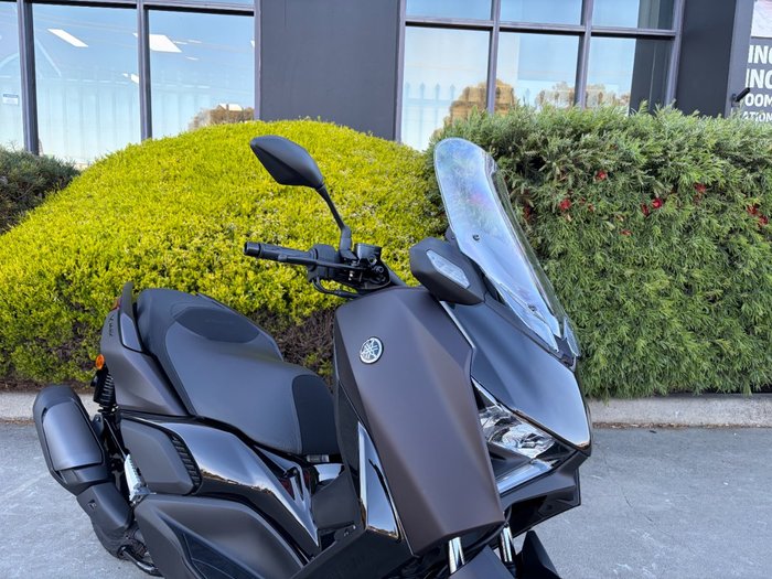2025 Yamaha XMAX 300 (CZD300A)
