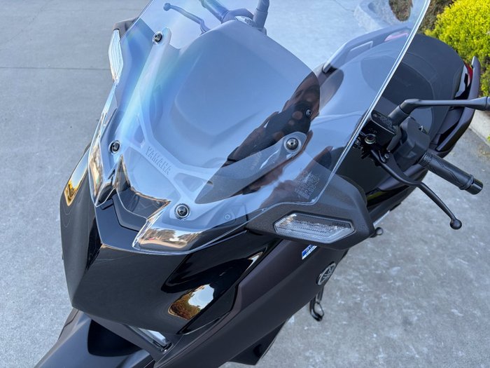 2025 Yamaha XMAX 300 (CZD300A)