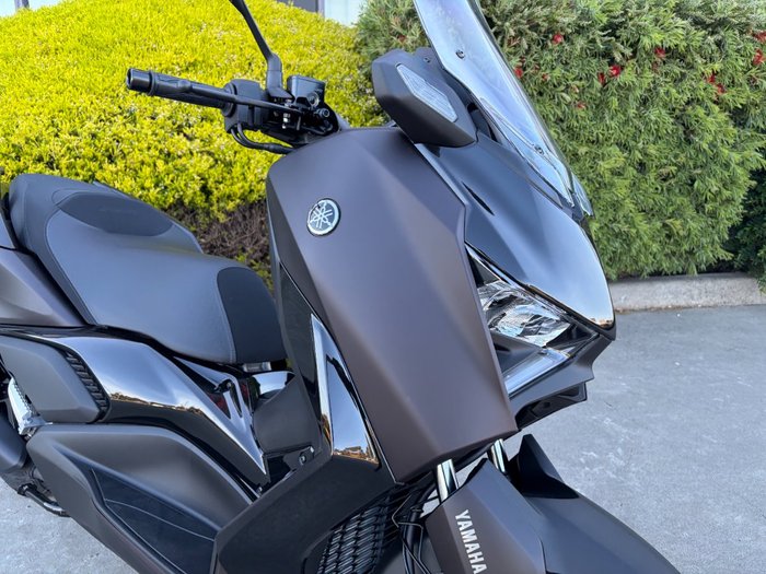 2025 Yamaha XMAX 300 (CZD300A)