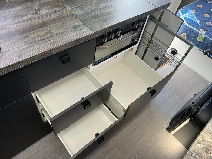 2021 Design RV Crx Semi Off Road Van 4, 19'8''