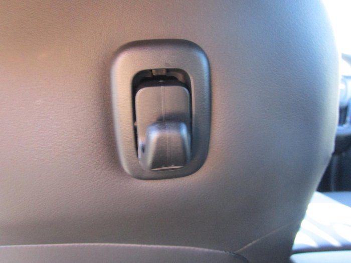 2025 Isuzu MU-X LS-T