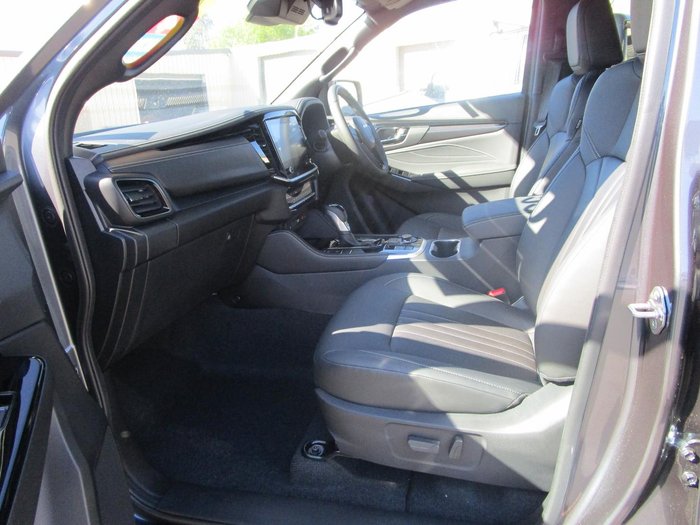 2025 Isuzu MU-X LS-T