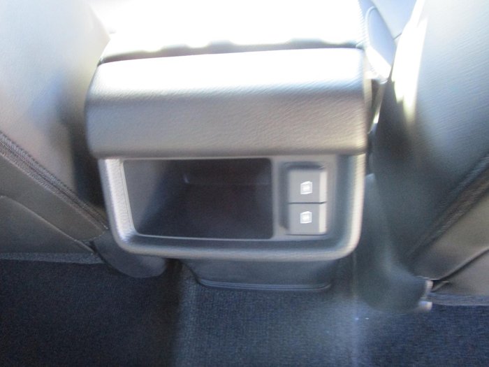 2025 Isuzu MU-X LS-T