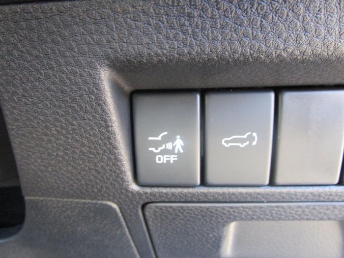 2025 Isuzu MU-X LS-T