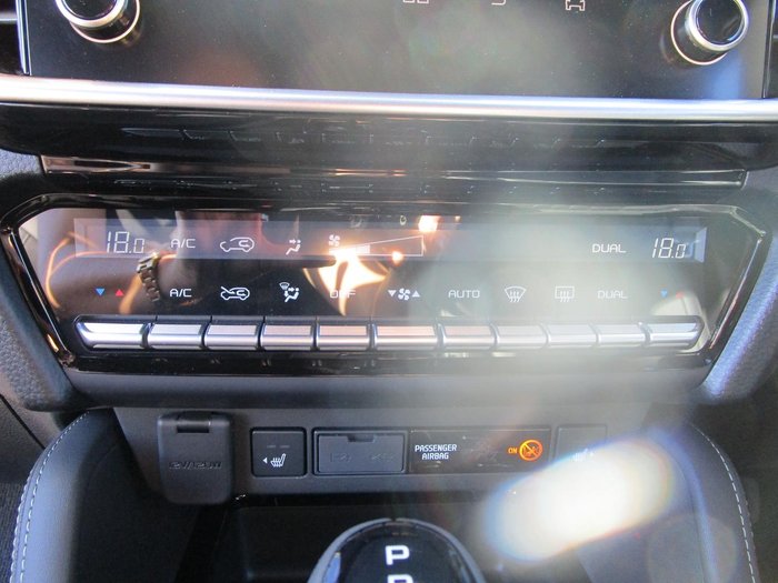 2025 Isuzu MU-X LS-T