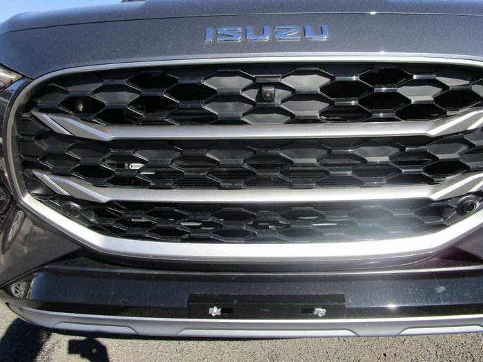 2025 Isuzu MU-X LS-T