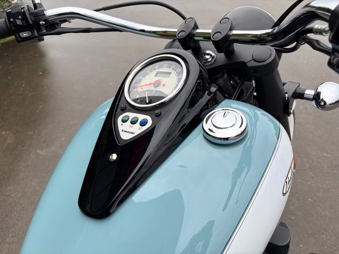 2020 Kawasaki VULCAN 900 (VN900) CLASSIC White