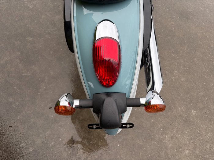 2020 Kawasaki VULCAN 900 (VN900) CLASSIC White