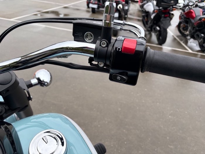 2020 Kawasaki VULCAN 900 (VN900) CLASSIC White