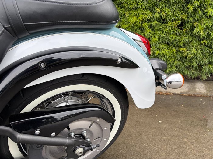 2020 Kawasaki VULCAN 900 (VN900) CLASSIC White