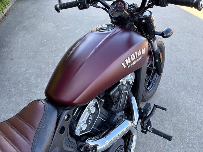 2022 Indian SCOUT BOBBER MAROON METALLIC